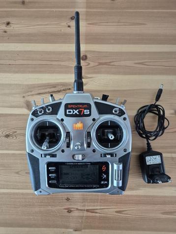 spektrum dx7s beschikbaar voor biedingen