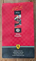 Michael Schumacher pop 30 cm van Mattel en officieel Ferrari, Verzamelen, Sportartikelen en Voetbal, Ophalen of Verzenden, Zo goed als nieuw
