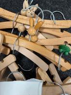 40 x Houten Kledinghangers Kinderen, Ophalen of Verzenden, Gebruikt, Hout, Kinderen