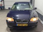 Volvo V70 2.4D Edition Vol jaar APK, Voorwielaandrijving, 15 km/l, Beige, 1535 kg