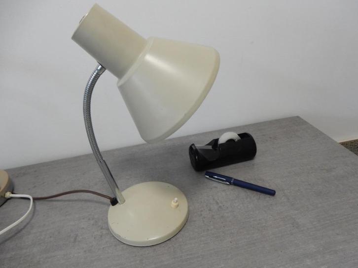 Hala vintage bureaulamp, Huis en Inrichting, Lampen | Tafellampen, Zo goed als nieuw, Minder dan 50 cm, Metaal, Ophalen of Verzenden