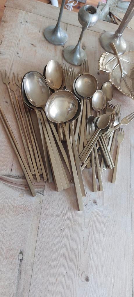 Bestek stijl à la Sigvard Bernadotte brons koper, Antiek en Kunst, Antiek | Bestek, Ophalen