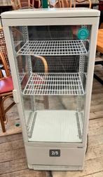 Vitrine koelkast wit, taarten koeling, koeling display, Ophalen, 85 tot 120 cm, Zonder vriesvak, Gebruikt