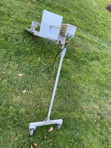 Elektrische Grill met Spit beschikbaar voor biedingen