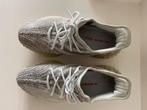 Hersn Yeezys mt 44, Kleding | Heren, Schoenen, Ophalen of Verzenden, Gedragen, Zwart