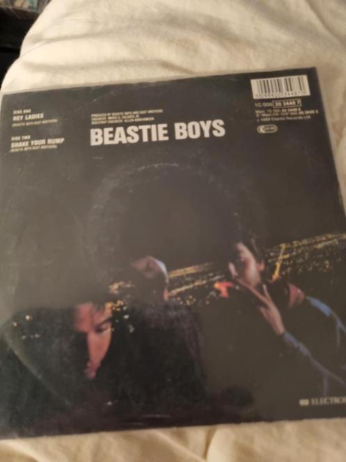 2x beastie boys vinyl singles 7" inch x 45Rpm, Cd's en Dvd's, Vinyl | Rock, Zo goed als nieuw, Poprock, Overige formaten, Verzenden