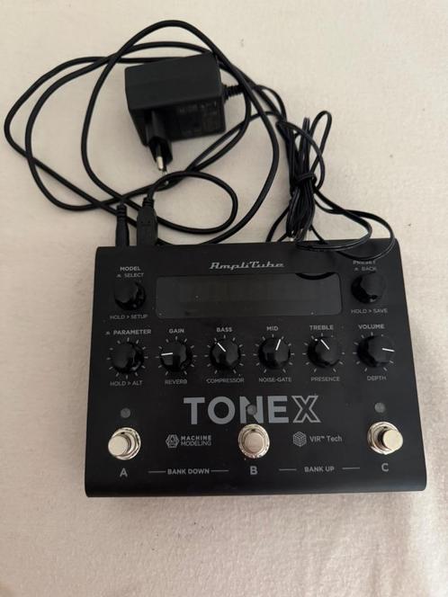 IK Multimedia Tonex Pedaal, Muziek en Instrumenten, Effecten, Zo goed als nieuw, Ophalen of Verzenden