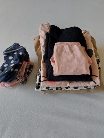 Setje kinderkleding mt 104 beschikbaar voor biedingen