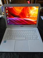Asus Zenbook UX305CA-FB175T , 8GB DDR3 , 128GB SSD, 2 tot 3 Ghz, Qwerty, 8 GB, 13 inch