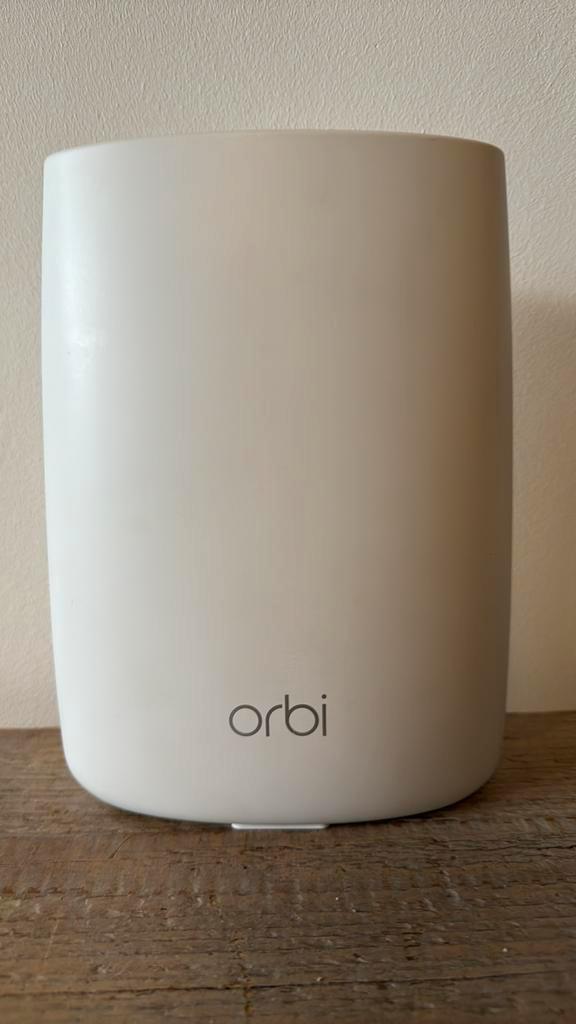 Orbi RBS50 – Satelliet (AC3000 Tri-band WiFi), Computers en Software, WiFi-versterkers, Zo goed als nieuw, Verzenden
