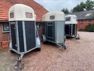 instapklare trailers, nwe bodems en onderdelen voor €950,- beschikbaar voor biedingen