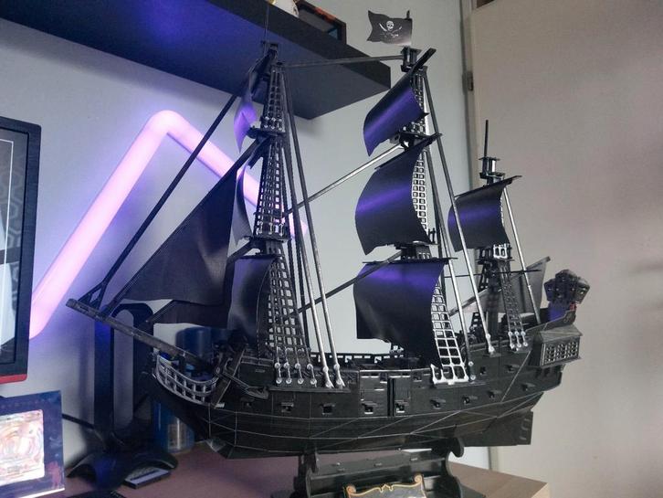Revell 3D puzzle - Pirates of the Caribbean Black Pearl LED, Hobby en Vrije tijd, Denksport en Puzzels, Rubik's of 3D-puzzel, Minder dan 500 stukjes