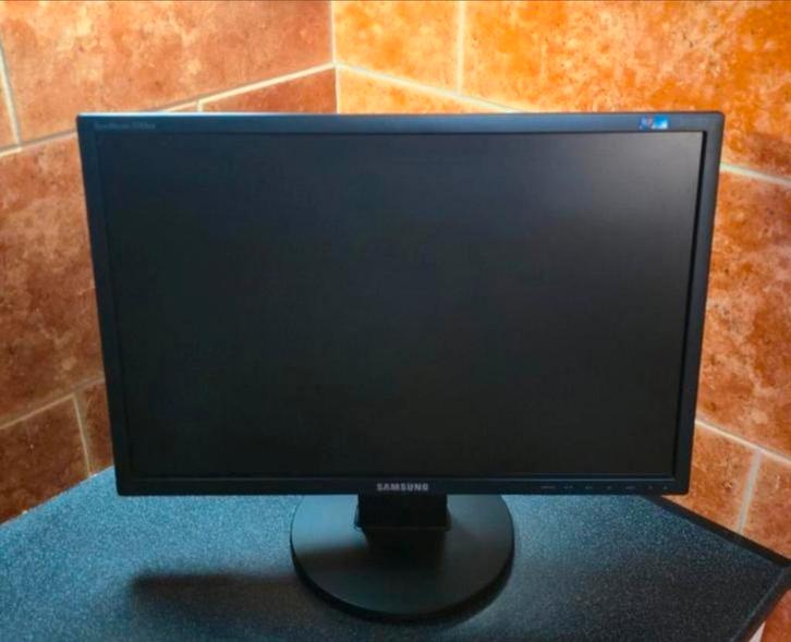 Samsung Syncmaster 2443BW FullHD Monitor 24 inch, Computers en Software, Monitoren, Zo goed als nieuw, 60 Hz of minder, VGA, Gaming