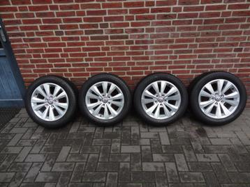 Golf 7 16 inch lichtmetalen velgen incluis All Season banden beschikbaar voor biedingen