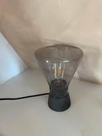 Tafellamp betonvoet rookglas, Ophalen of Verzenden, Gebruikt, Glas, Minder dan 50 cm