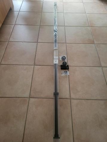 Gordijnroede / gordijnrails 240 cm. beschikbaar voor biedingen