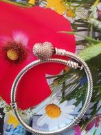 Pandora armband, rose-gouden hartsluiting met  zirkonia's, Met strass, Ophalen of Verzenden, Zo goed als nieuw, Zilver