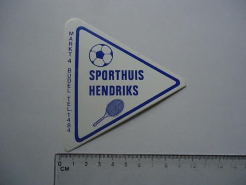 sticker oud Budel Hendriks sporthuis winkel voetbal vintage, Verzamelen, Stickers, Zo goed als nieuw, Bedrijf of Vereniging, Verzenden
