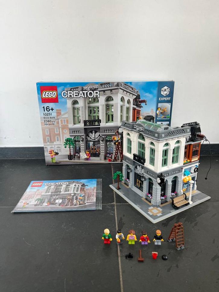 Lego 10251 Brick Bank - Compleet met Doos & Boekje, Kinderen en Baby's, Speelgoed | Duplo en Lego, Zo goed als nieuw, Lego, Complete set