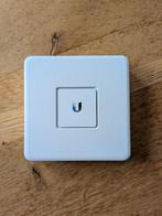 UniFi Security Gateway (USG), Ophalen of Verzenden, Zo goed als nieuw, Router, UniFi Ubiquiti