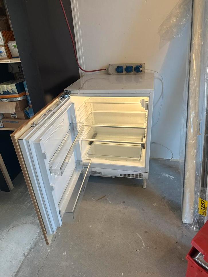 GRATIS Atag Inbouw Koelkast - Gebruikt, Witgoed en Apparatuur, Koelkasten en IJskasten, Gebruikt, Zonder vriesvak, 150 tot 200 liter