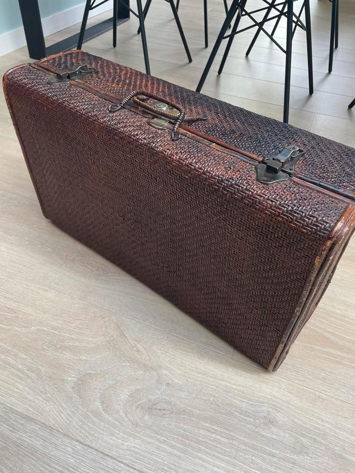 Reiskoffer - vintage of misschien wel antiek, Sieraden, Tassen en Uiterlijk, Koffers, Gebruikt, 60 tot 70 cm, 35 tot 45 cm, Ophalen