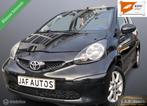 Toyota Aygo 1.0-12V LMV Nieuwe APK Zuinig !, Voorwielaandrijving, Gebruikt, 4 stoelen, Origineel Nederlands