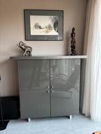 Moderne grijze opberg kast met 4 deuren, Huis en Inrichting, Kasten | Dressoirs, Overige materialen, 100 tot 150 cm, Ophalen of Verzenden