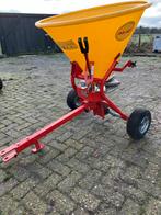 kunstmeststrooier voor minitractor, Ophalen, Zo goed als nieuw