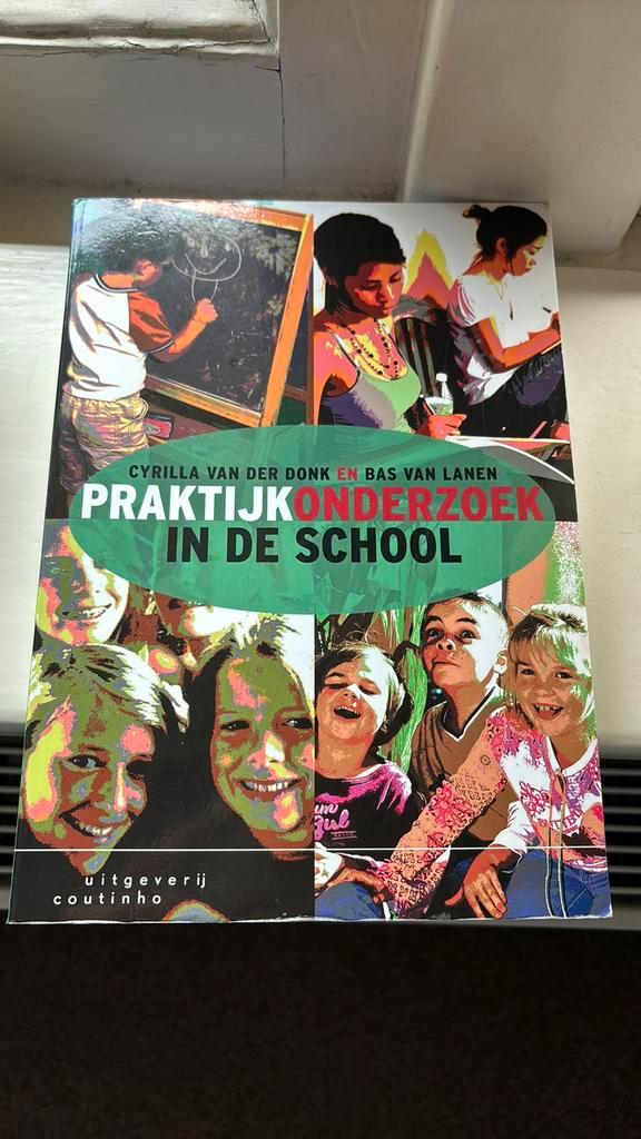 Praktijkonderzoek in de school, Boeken, Studieboeken en Cursussen, Zo goed als nieuw, Ophalen of Verzenden