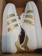 Adidas dams sportschoen nieuw maat 42, Kleding | Dames, Schoenen, Ophalen of Verzenden, Nieuw, Sneakers of Gympen