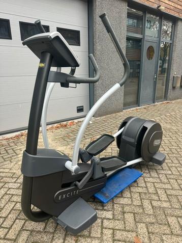 Technogym Crosstrainer EXC 700 nieuw model! beschikbaar voor biedingen