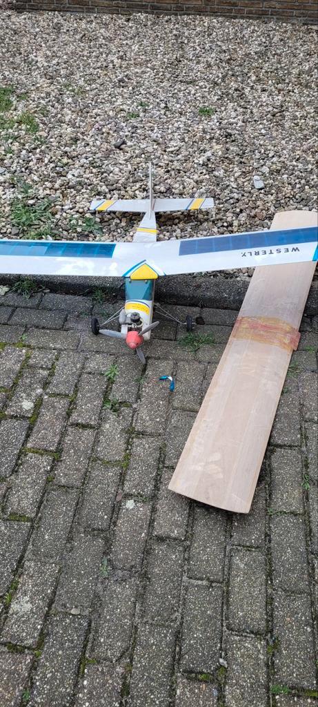 RC Vliegtuig Westerly - Brandstof, Hobby en Vrije tijd, Modelbouw | Radiografisch | Vliegtuigen, Ophalen of Verzenden