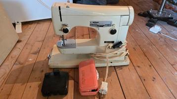 Necchi naaimachine vrije arm beschikbaar voor biedingen