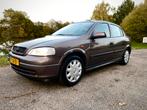 Opel Astra 1.6 I 16V 1998 5 deurs trekhaak nieuwe apk, Auto's, Voorwielaandrijving, Stof, Zwart, 4 cilinders