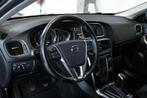 Volvo V40 T2 Momentum | Stoelverwarming | Parkeercamera | Cl, Auto's, 65 €/maand, Gebruikt, Euro 6, 4 cilinders