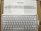 Twee Apple Magic Keyboard (A1644), Computers en Software, Toetsenborden, Ophalen of Verzenden, Zo goed als nieuw