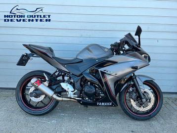 YAMAHA YZF R3 (bj 2016) beschikbaar voor biedingen