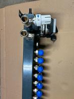 10-11 Groeps Vloerverwarming Verdeler met Pomp, Ophalen, Minder dan 30 cm, Overige typen, Zo goed als nieuw