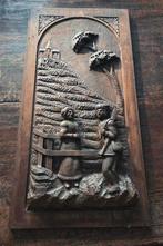 Frans vintage houten paneel met houtsnijwerk
63 bij 32, Antiek en Kunst, Ophalen of Verzenden