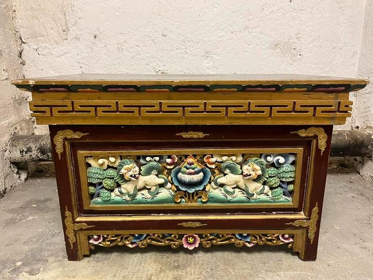 Tibetaans Boeddhistisch Handgesneden Altaar / Gebedstafel, Antiek en Kunst, Kunst | Niet-Westerse kunst, Ophalen