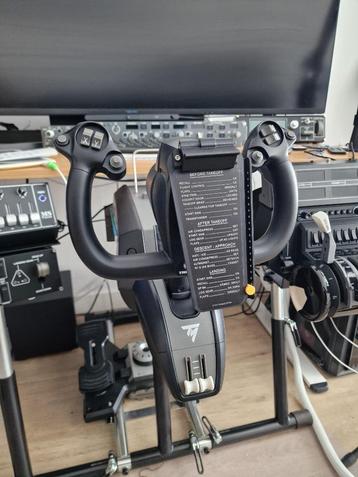 Nog met garantie Thrustmaster Boeing Yoke voor PC en Xbox beschikbaar voor biedingen
