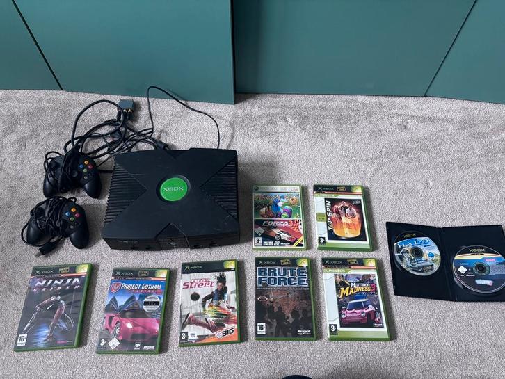 Xbox incl. 9 spellen en 2 controllers, Spelcomputers en Games, Spelcomputers | Xbox Original, Gebruikt, Met 2 controllers, Ophalen