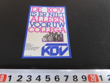 sticker De KOV is er niet alleen voor u collega  beschikbaar voor biedingen