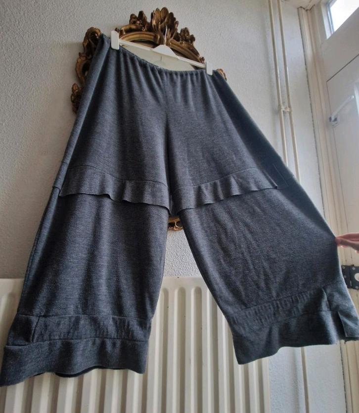 New concept grijs super wijde viscose broek met elastiek, Kleding | Dames, Grote Maten, Gedragen, Broek of Spijkerbroek, Grijs