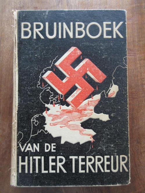 BRUINBOEK VAN DE HITLER TERREUR, Verzamelen, Militaria | Tweede Wereldoorlog, Boek of Tijdschrift, Duitsland, Ophalen of Verzenden
