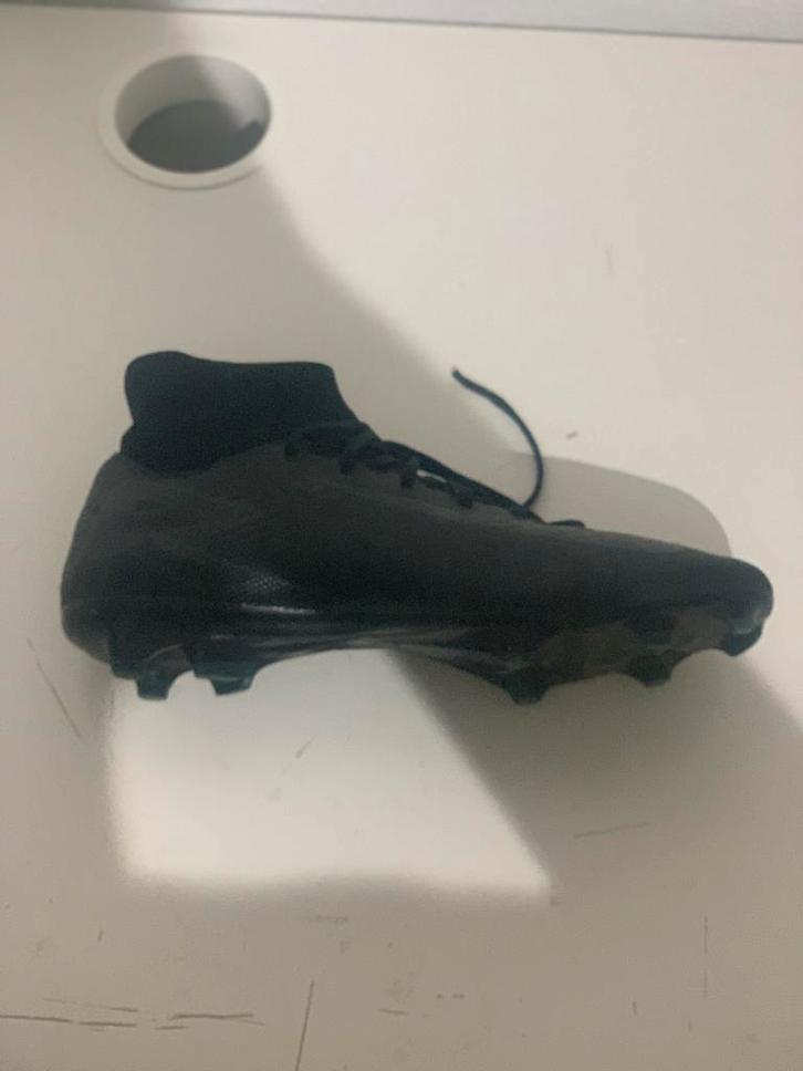 Zwarte nike voetbalschoenen maat 40, Sport en Fitness, Voetbal, Gebruikt, Schoenen, Maat S, Ophalen