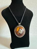 S051/ Bijzondere Afrikaanse Amber Amulet Ketting GROOT, Overige materialen, Verzenden, X, Verstelbaar