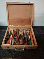 Gereedschap met kistje, Doe-het-zelf en Verbouw, Gereedschapskisten, Ophalen