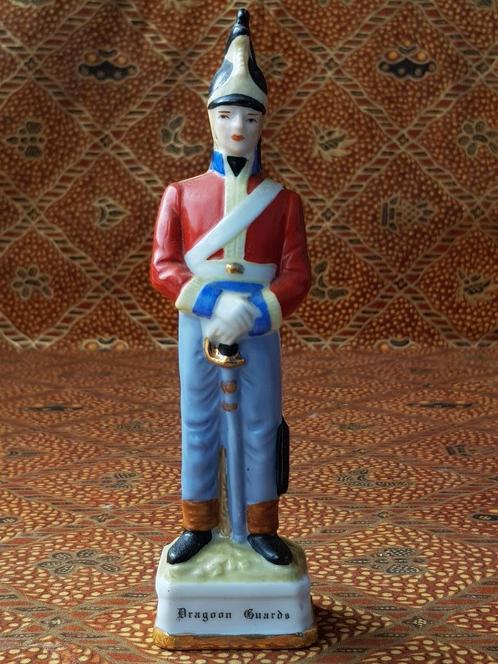 Dragoon Guards mooi militaria beeldje uit Engeland 16,5 cm., Antiek en Kunst, Antiek | Porselein, Ophalen of Verzenden